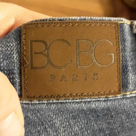 BCBG Paris Women's Jeans. - Picture 8 of 8
